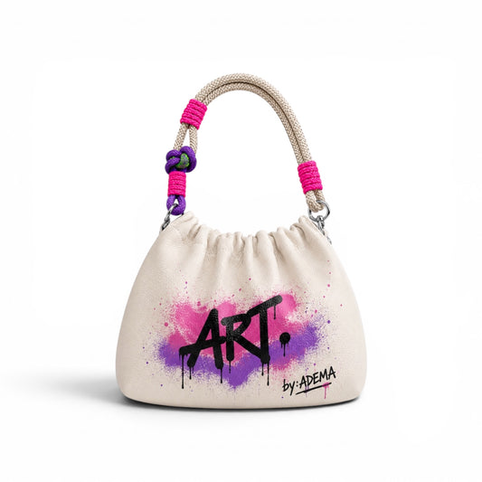 - - - « ART. » L’ATTACHE